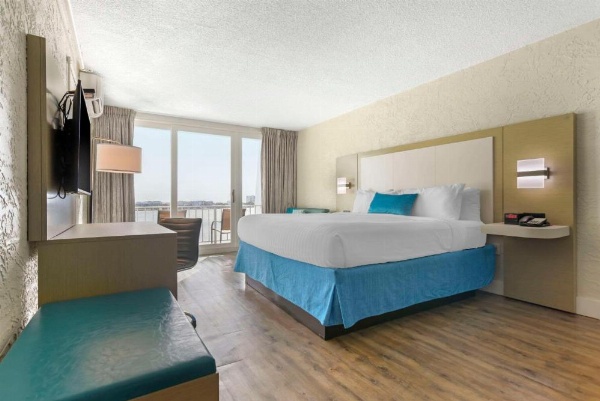 Inn on Destin Harbor, Ascend Hotel Collection image 38